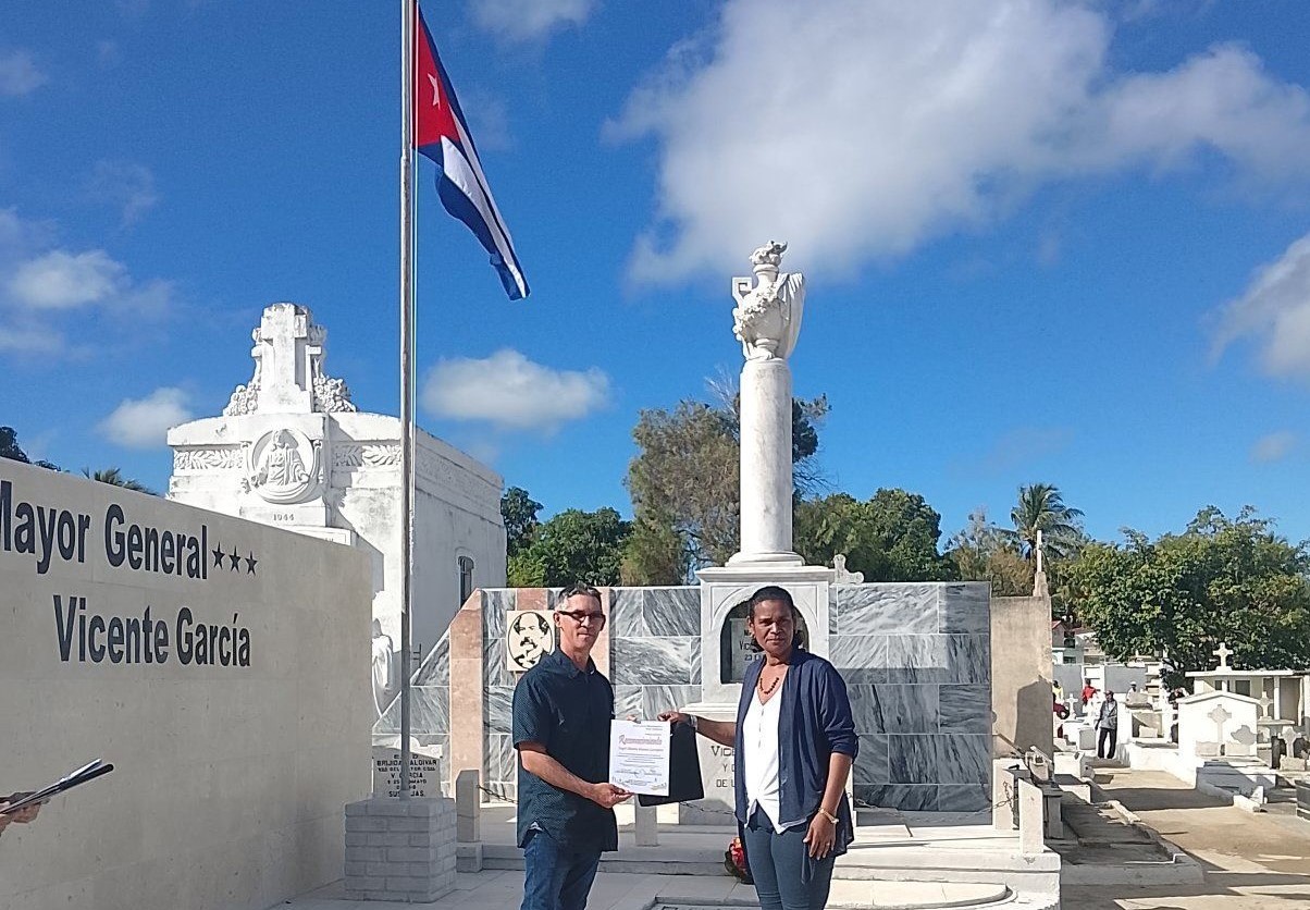 panteón Vicente García