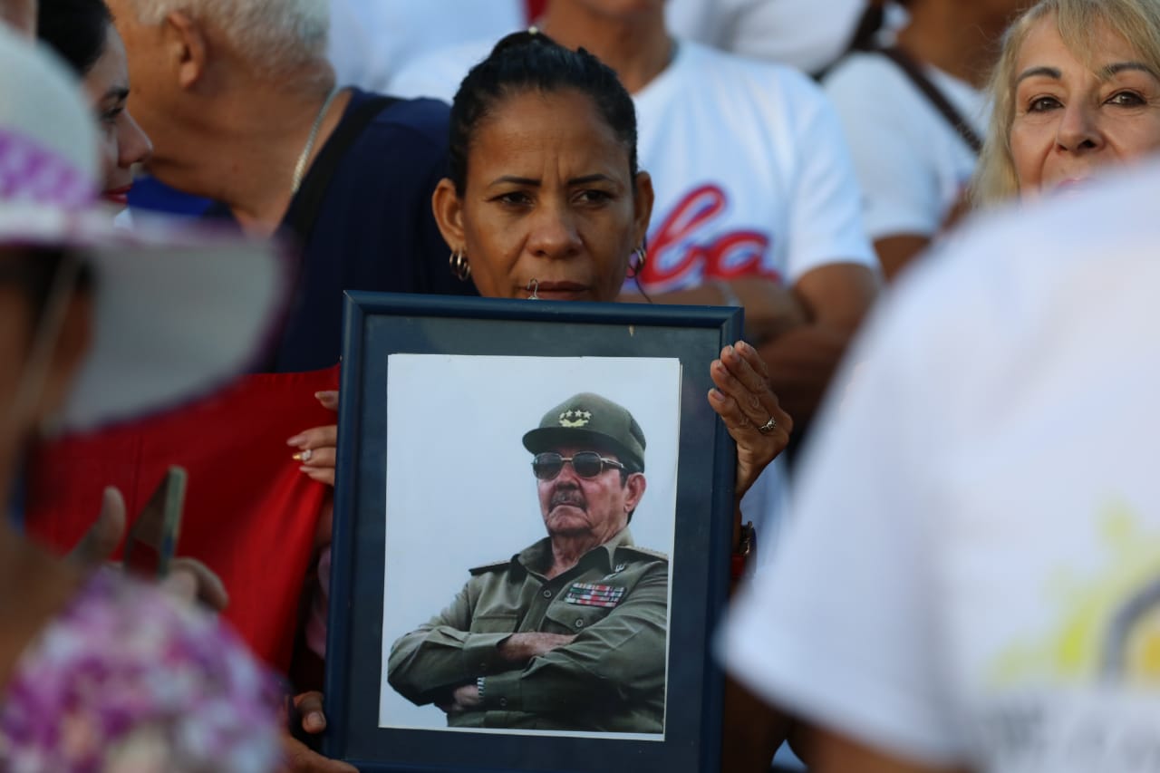 Tuneros unidos en red cubana de solidaridad con Raúl 3