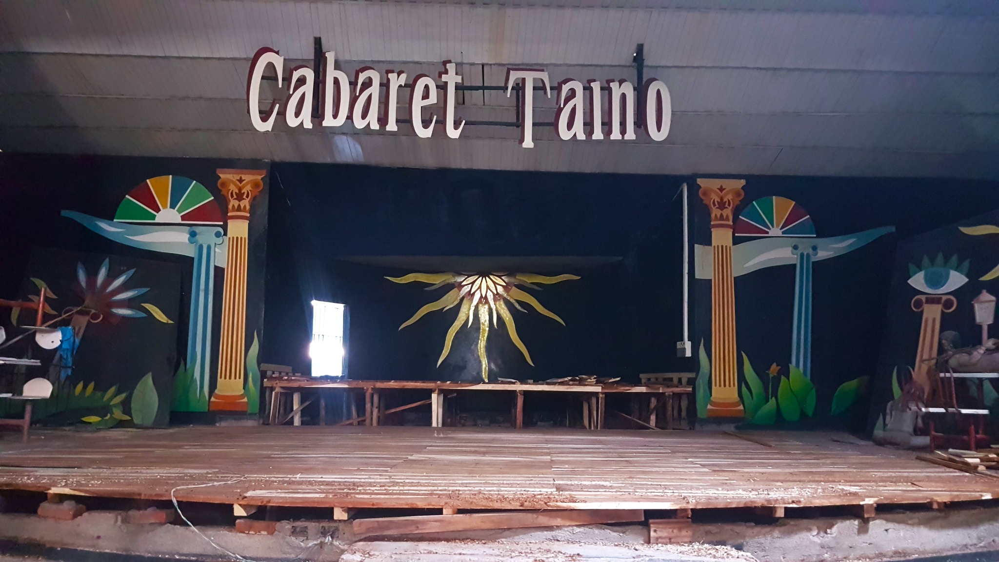 cabaret taino1