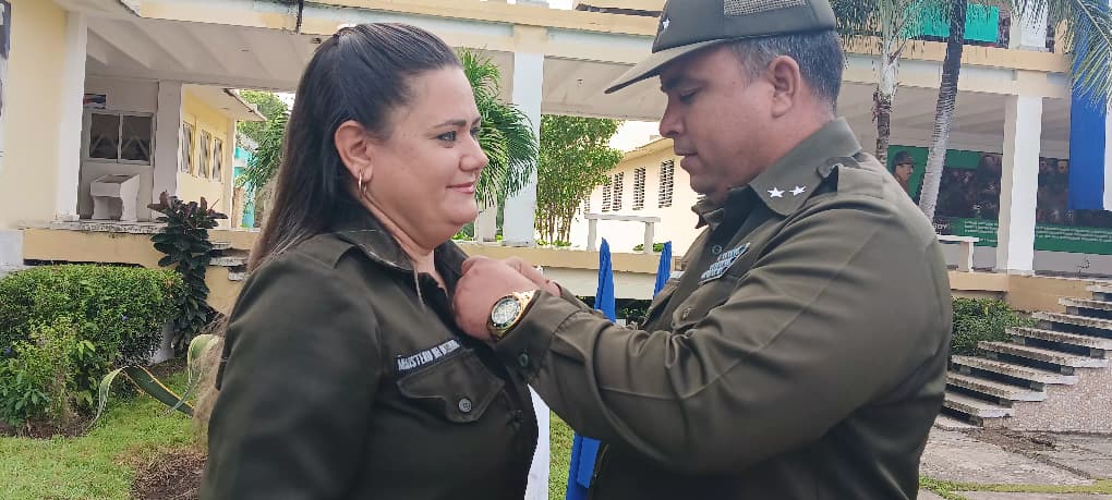 Rinden2 Acto por aniversario 65 del Minint Las Tunas