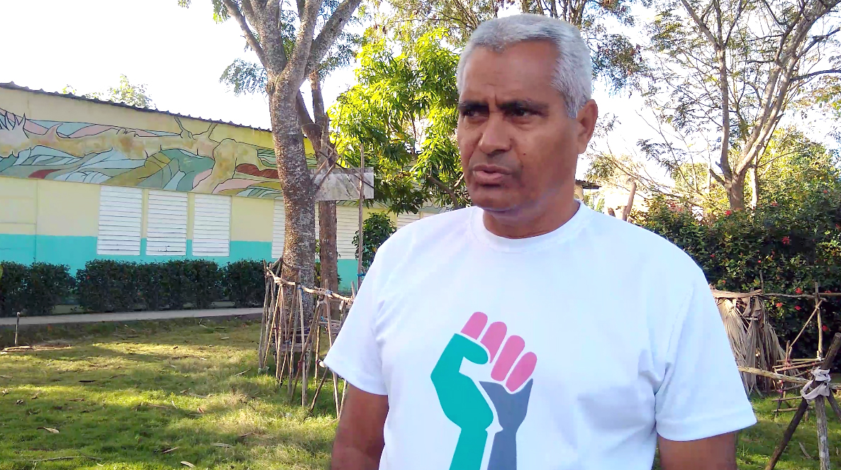 Adelquis Téllez González, the delegate of  the Palacón distric, in Las Tunas.