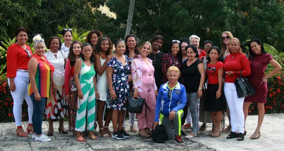 Delegation from Las Tunas to the FMC Congress