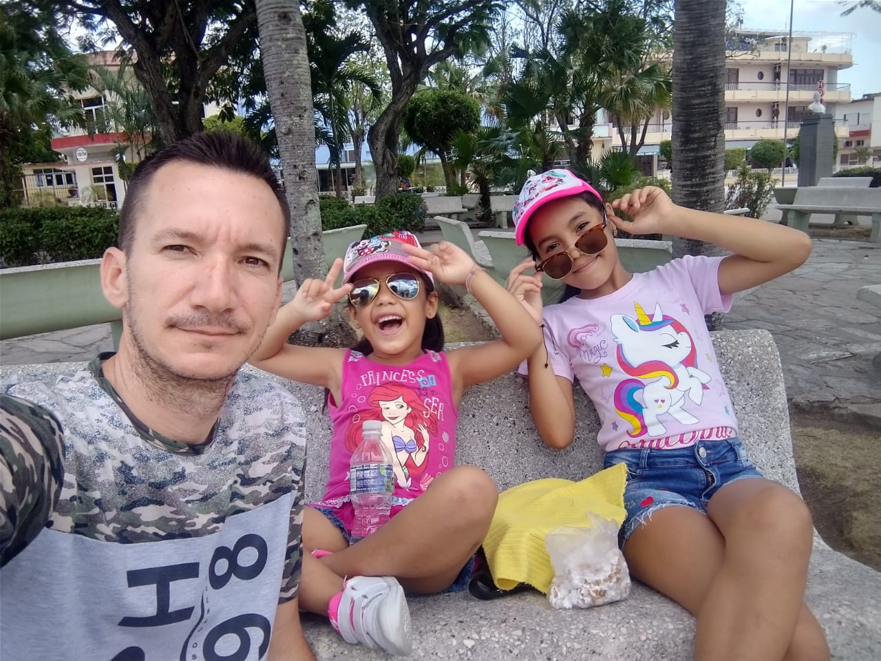 profesor padre las tunas 2