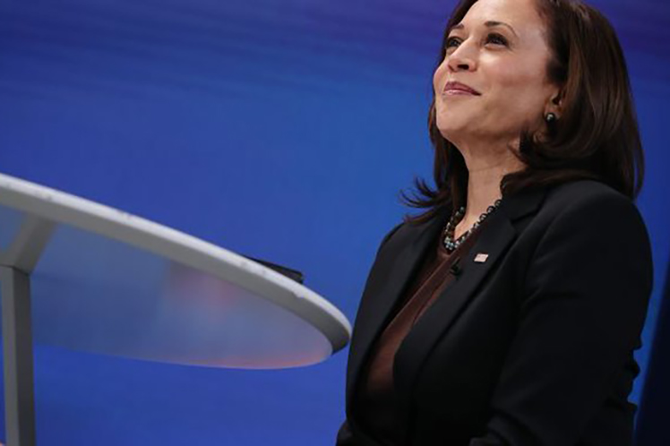 AVR KamalaHarris