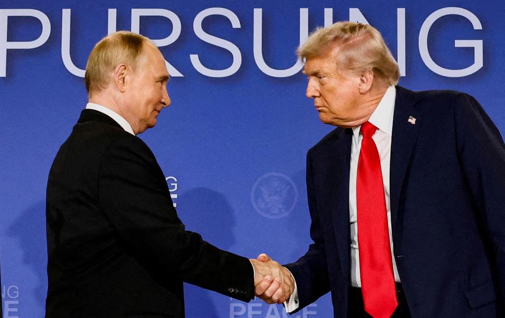 Trump Putin meeting 1
