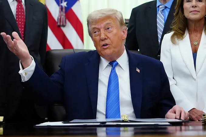 Trump 0