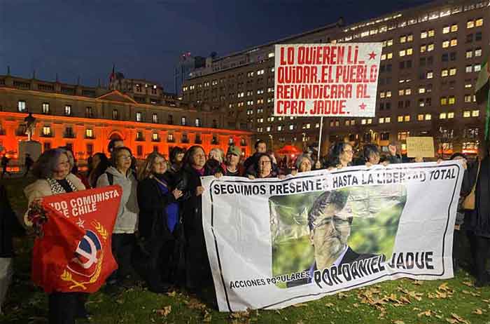 Demostración de apoyo a líder comunista chileno.