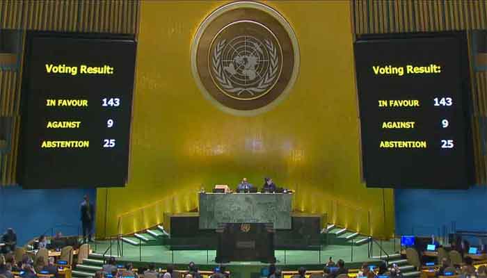 The proposal received 143 votes in favor, nine against and 25 abstentions.