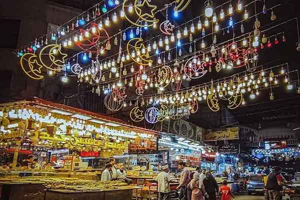 Los sirios recibieron con regocijo la fiesta religiosa de Eid Al-Fiter que marca el fin de Ramadán