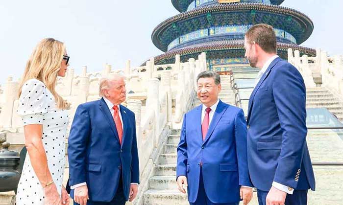 Los mandatarios de las dos potencias mundiales se encontraron durante dos horas y 15 minutos en la capital china.