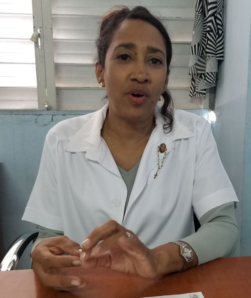 Doctora Madley psiquiatra Las Tunas