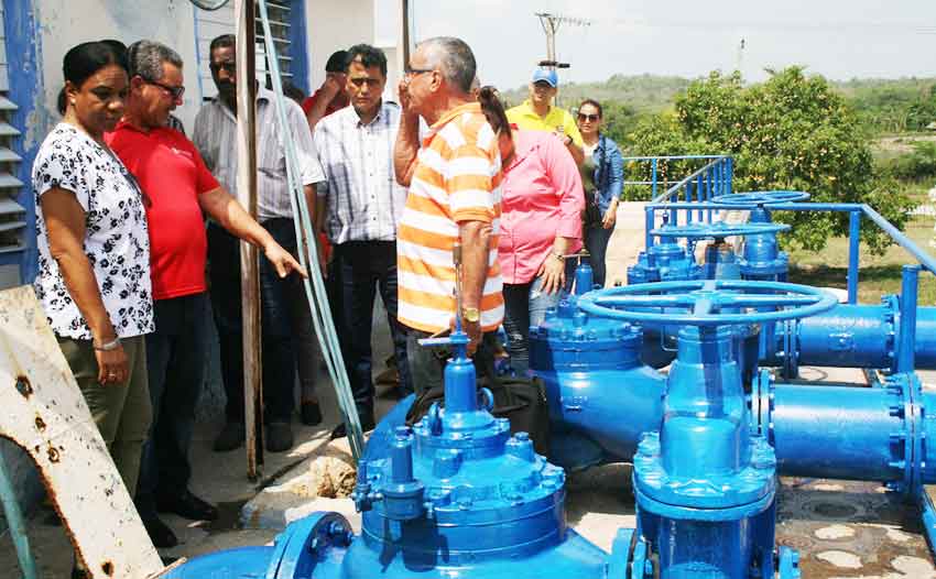 Primera viceministra recorre principal complejo hidraúlico de Las Tunas.