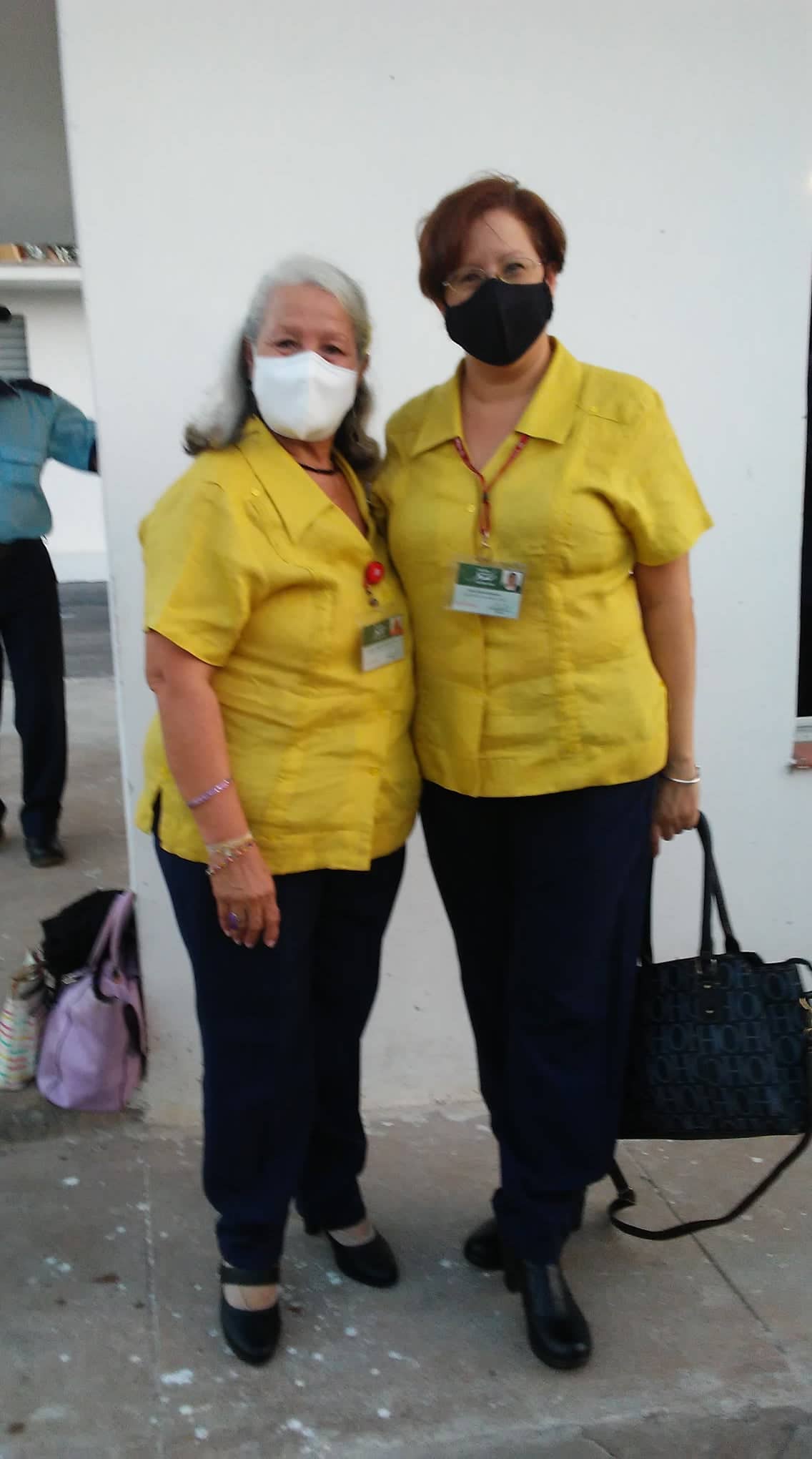 Margarita y su hija Lídice el día de la inauguración del centro el 25 de noviembre del 2021jpg