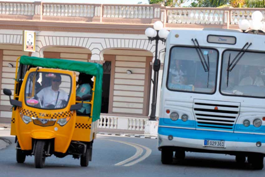 guaguas moto taxi