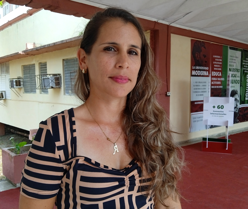 University professor Alina Guerra Valdivia