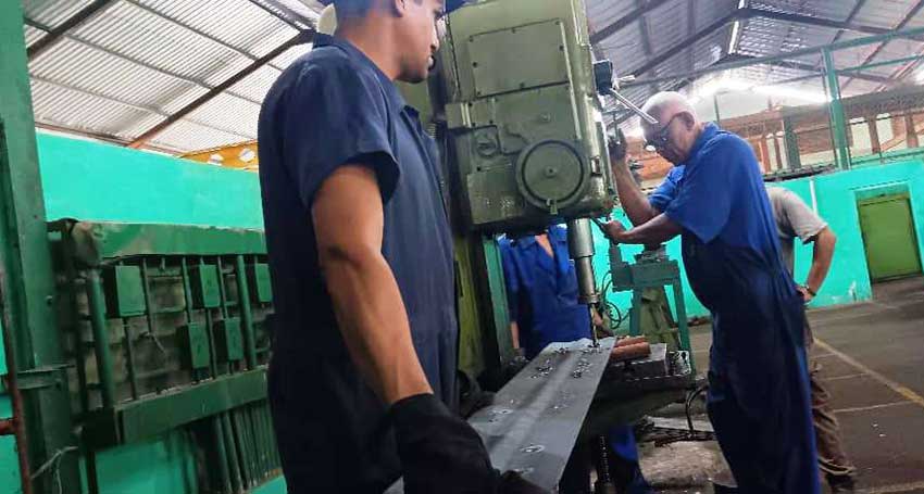 Azutecnia Las Tunas, siempre en zafra